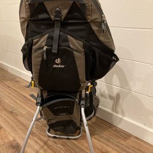 Brand new!! Deuter kid comfort hiking backpack. Never used!!